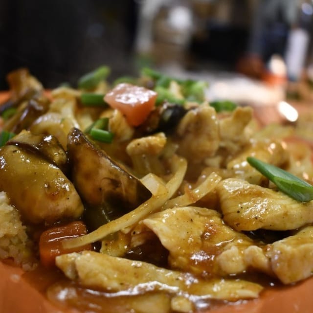 Arroz con pollo.